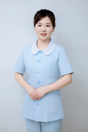 【榜样的力量】急诊科主管护师肖利佳:以心为灯 照亮生命原野 【榜样的力量】急诊科主管护师肖利佳:以心为灯 照亮生命原野