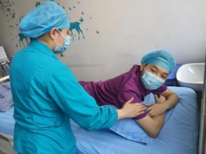 【卓越护理】换位体验，只为给您提供温暖、专业的护理